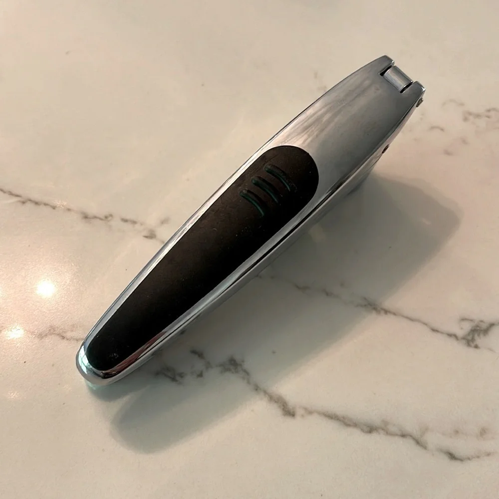 FARBERWARE garlic press